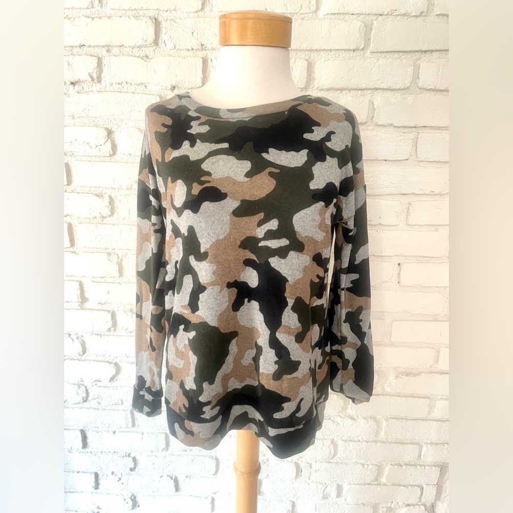 Pink Rose Long Sleeve Camo Top - So soft!